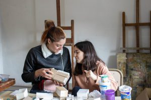 La Escuela de Arte tendrá este sábado actividades por el Día de las Infancias
