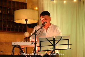 Lunes de música en el Bar San Martín con Wen Oviedo y amigos