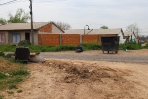 De Los Laplacette, otra calle totalmente abandonada