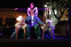 Teatro del compos presentará este sábado «Mientras tanto en el castillo…»