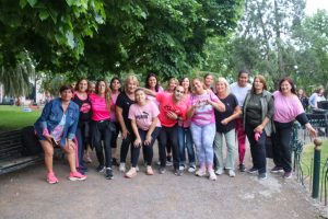 Zumba y caminata de concientización por el cáncer de mama