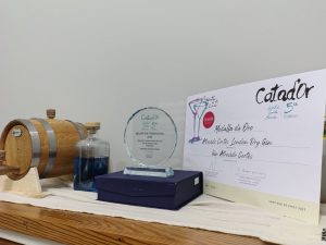 Atrevido Cortés, el gin arequero ganador en importante competencia en Chile