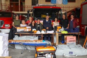 Provincia entregó importante kit para inundaciones a Bomberos Voluntarios