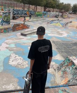 El skater arequero Bautista Fantilli ya está compitiendo en México