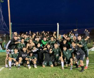 San Carlos le ganó por penales a Huracán y es el otro finalista