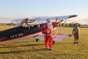 Papá Noel llegó al Aeroclub