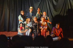 Taller de teatro para adultos cerró el año con una puesta en escena