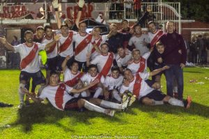 River la ganó 2 a 1 a Rivadavia y jugará la final contra San Carlos