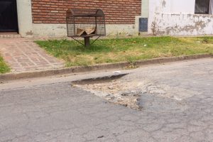 La calle Fitte, sin solución para los pozos