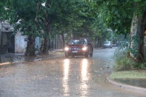 Cayeron 40 mm en poco más de una hora y llegó el alivio