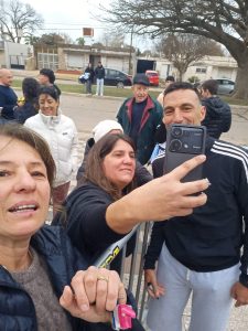 La Renoleta mundialista llegó a Pujato y conoció a Scaloni
