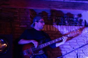 Dub Reggae Trío hizo su debut oficial anoche en la Cava del Tokio
