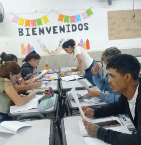 Terminar el secundario: FinEs abre la inscripción para arrancar en agosto