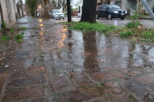 Ya llovieron 20mm y hay alerta naranja por tormentas