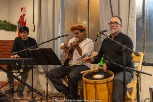 Noche de folclore en El Encuentro Bar con Vientos de Tradición